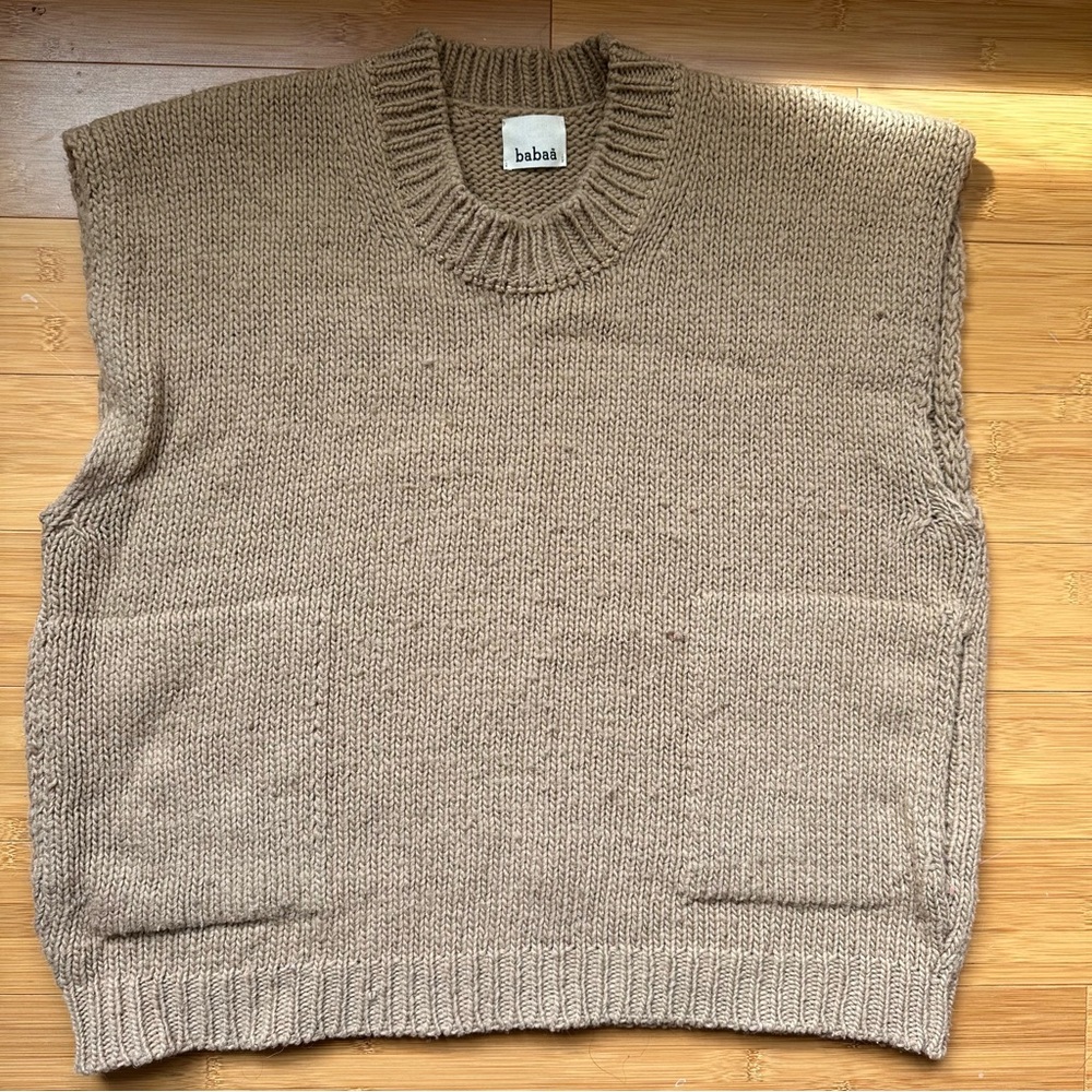 Babaa no55 Wool Vest in Arcilla